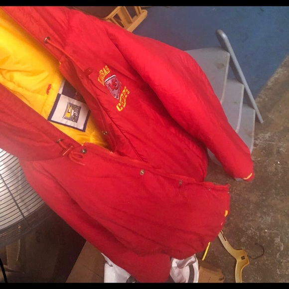 Chief puffer jacket - Picture 3 of 3